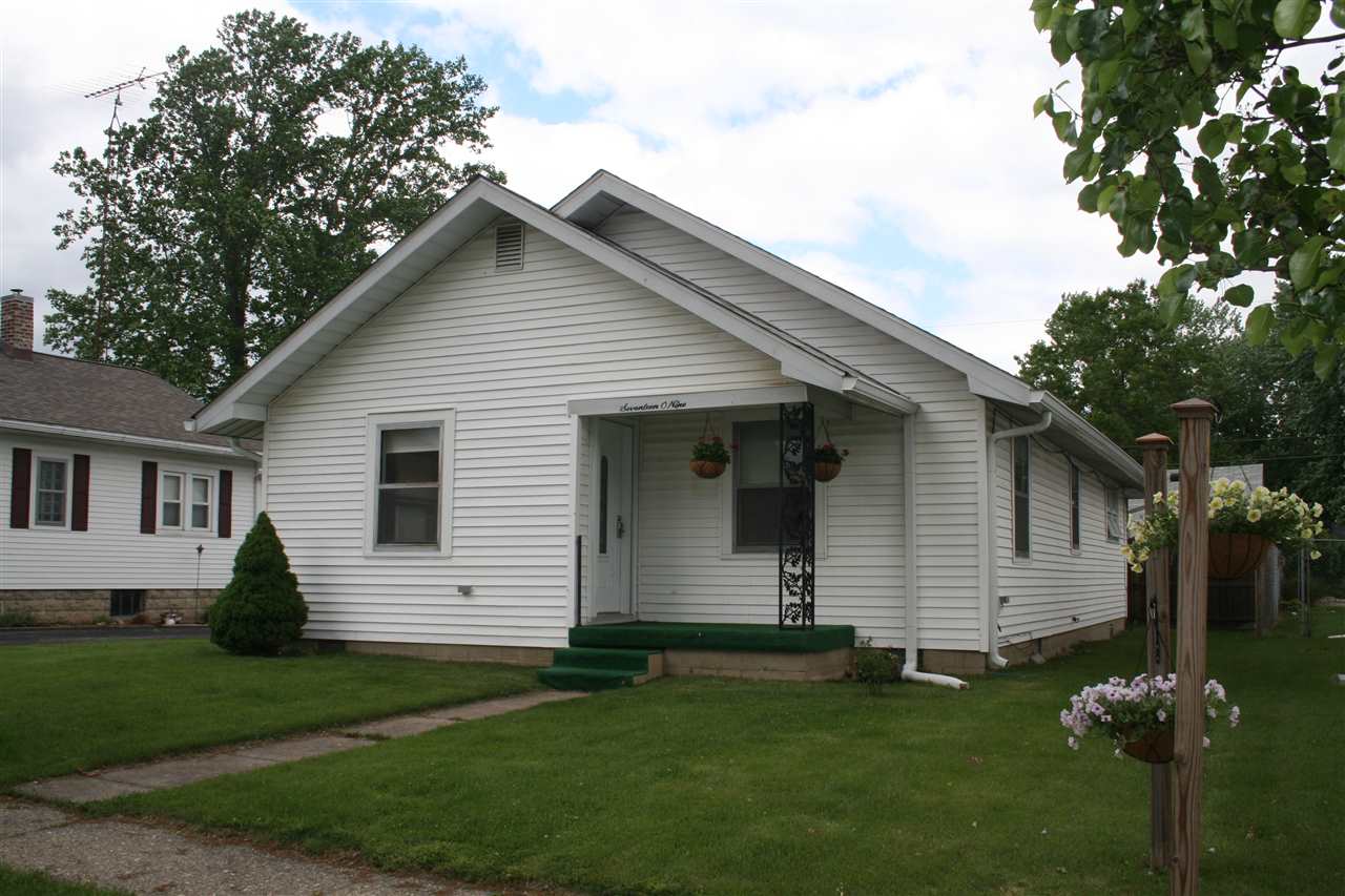1320 Oak Mnr