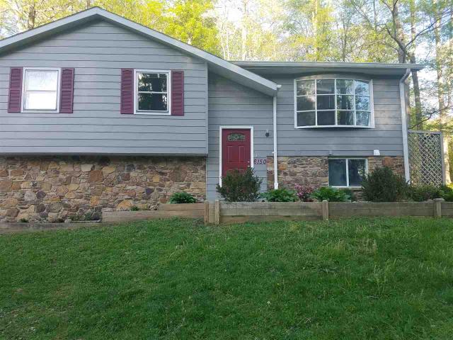 302 W Oak St