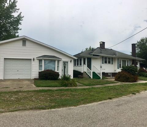 809 NE 10th St
