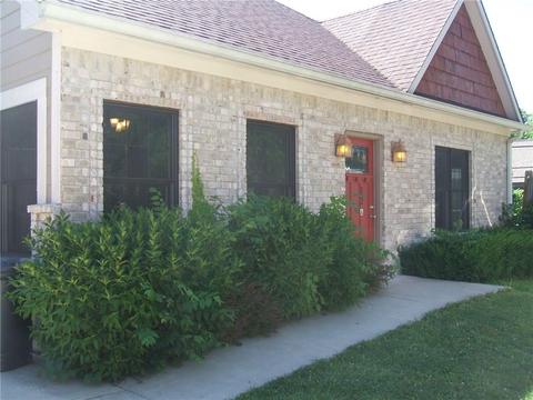 162 Ridgeway Dr