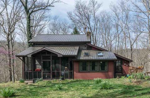 162 Ridgeway Dr