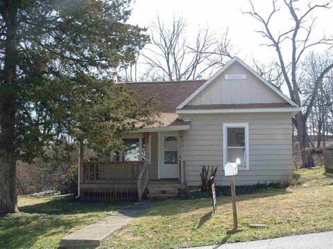 1525 W 7th St