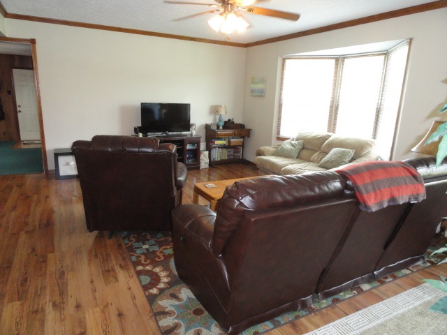 3476 Westward Rd