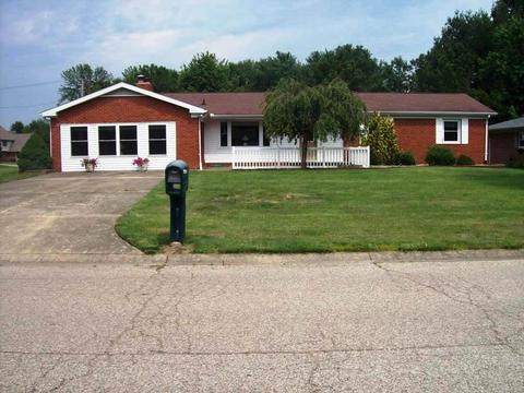 127 Meadow Ln