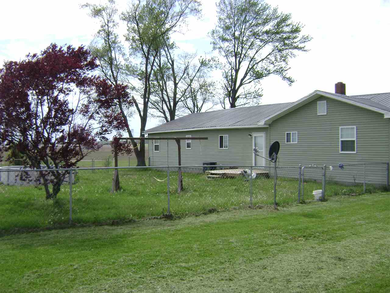 3 W Main St