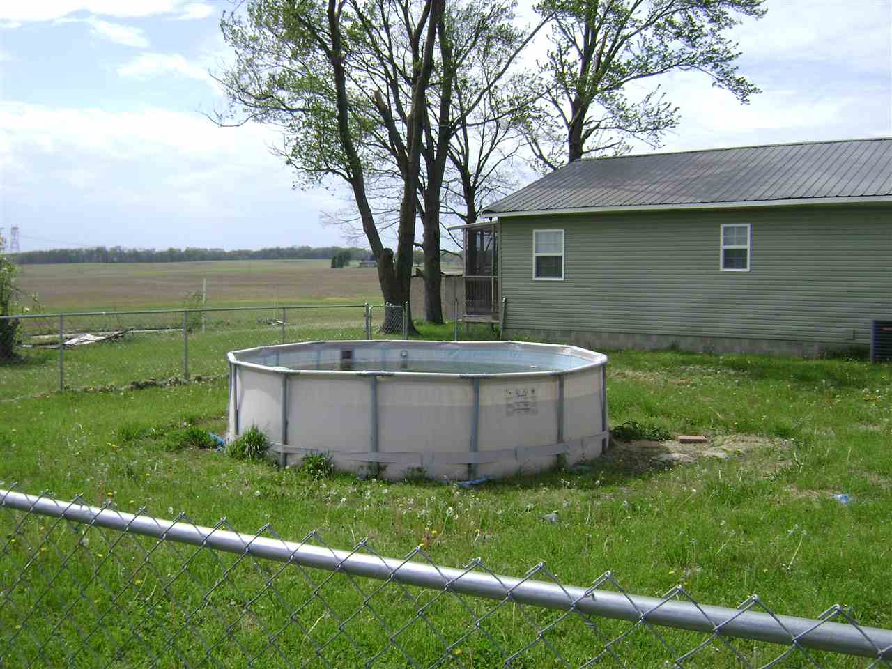 3 W Main St