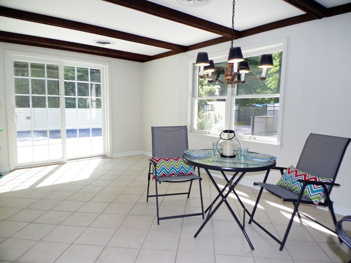 For Sale: 1306 Forest Hills Dr Vincennes, IN 47591