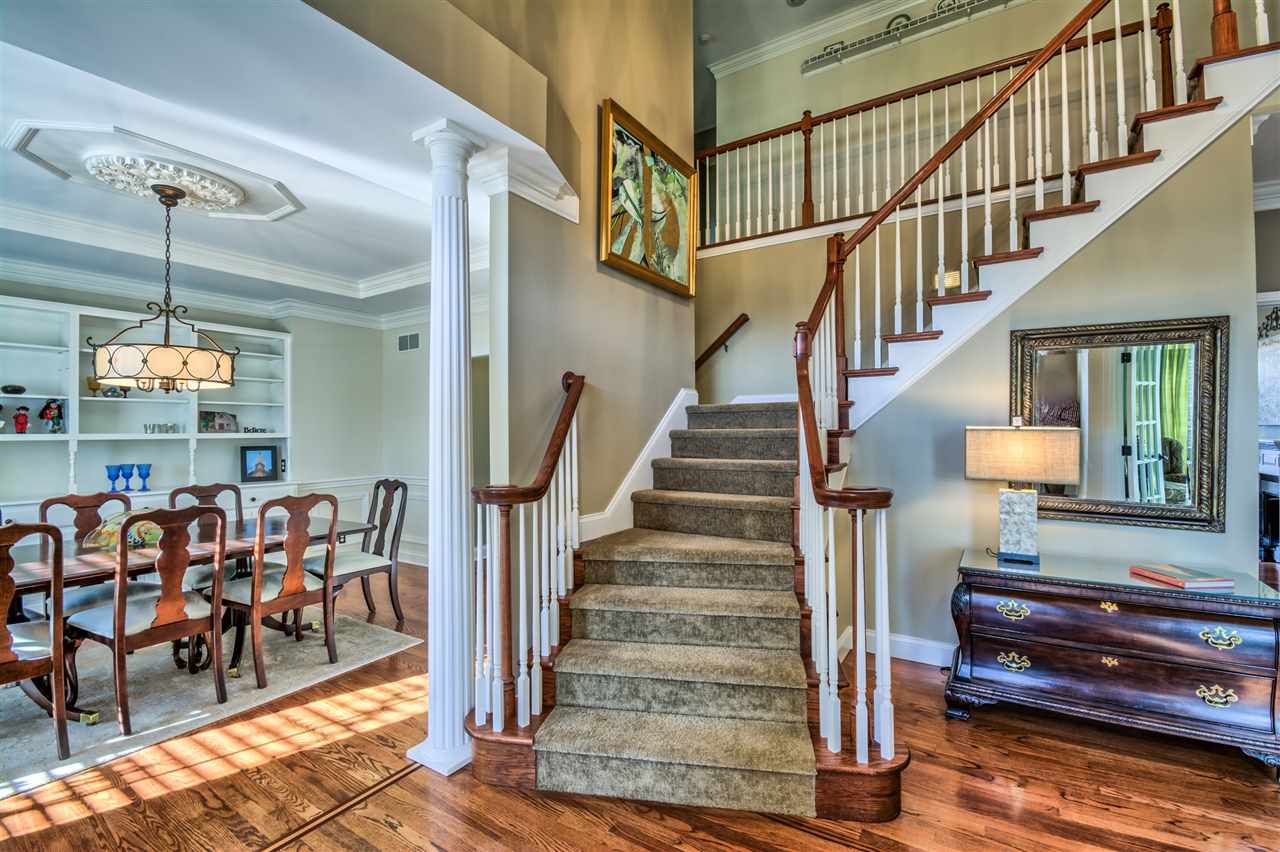 14135 Worthington Ct