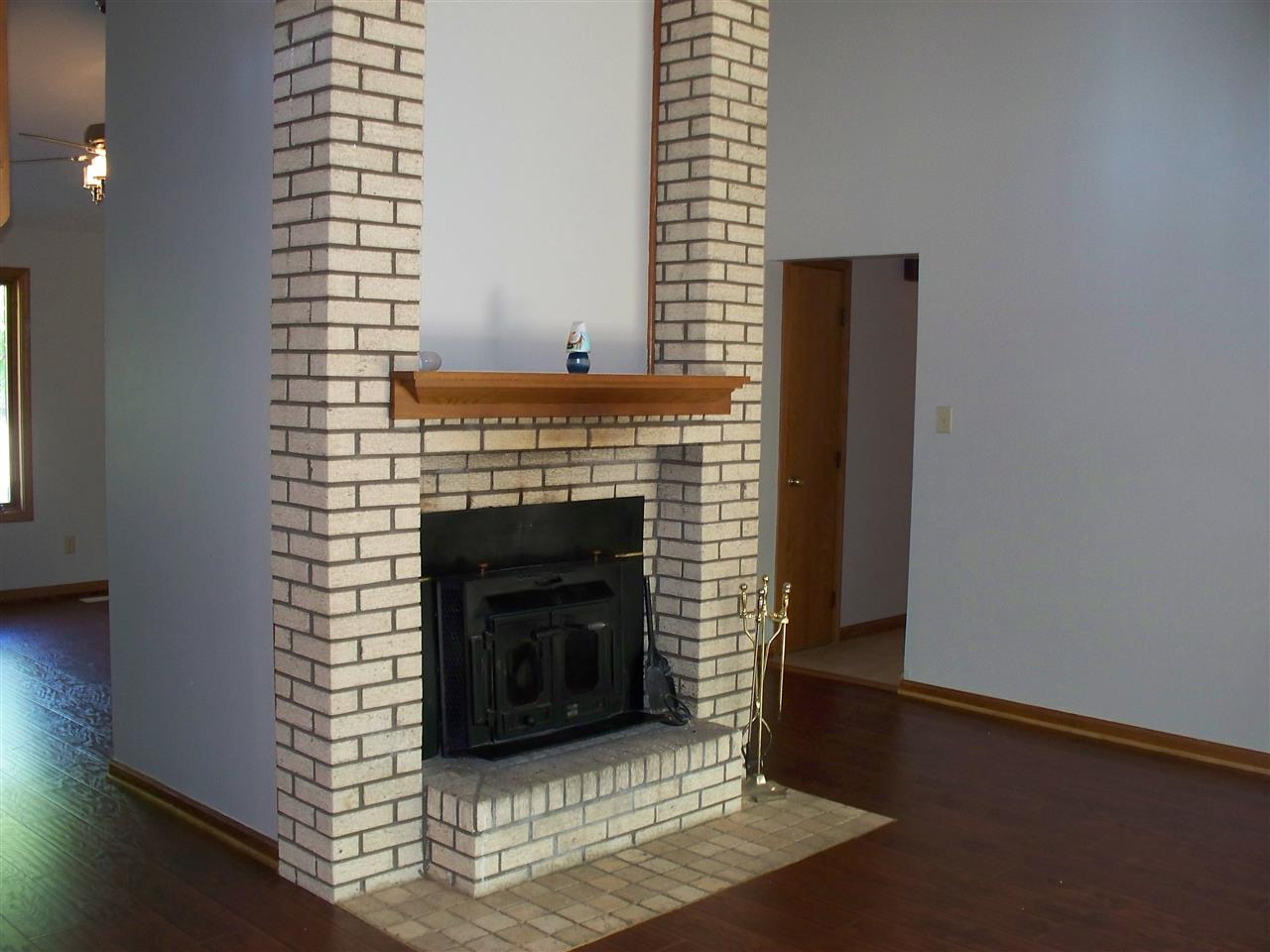 5411 E Esche Dr