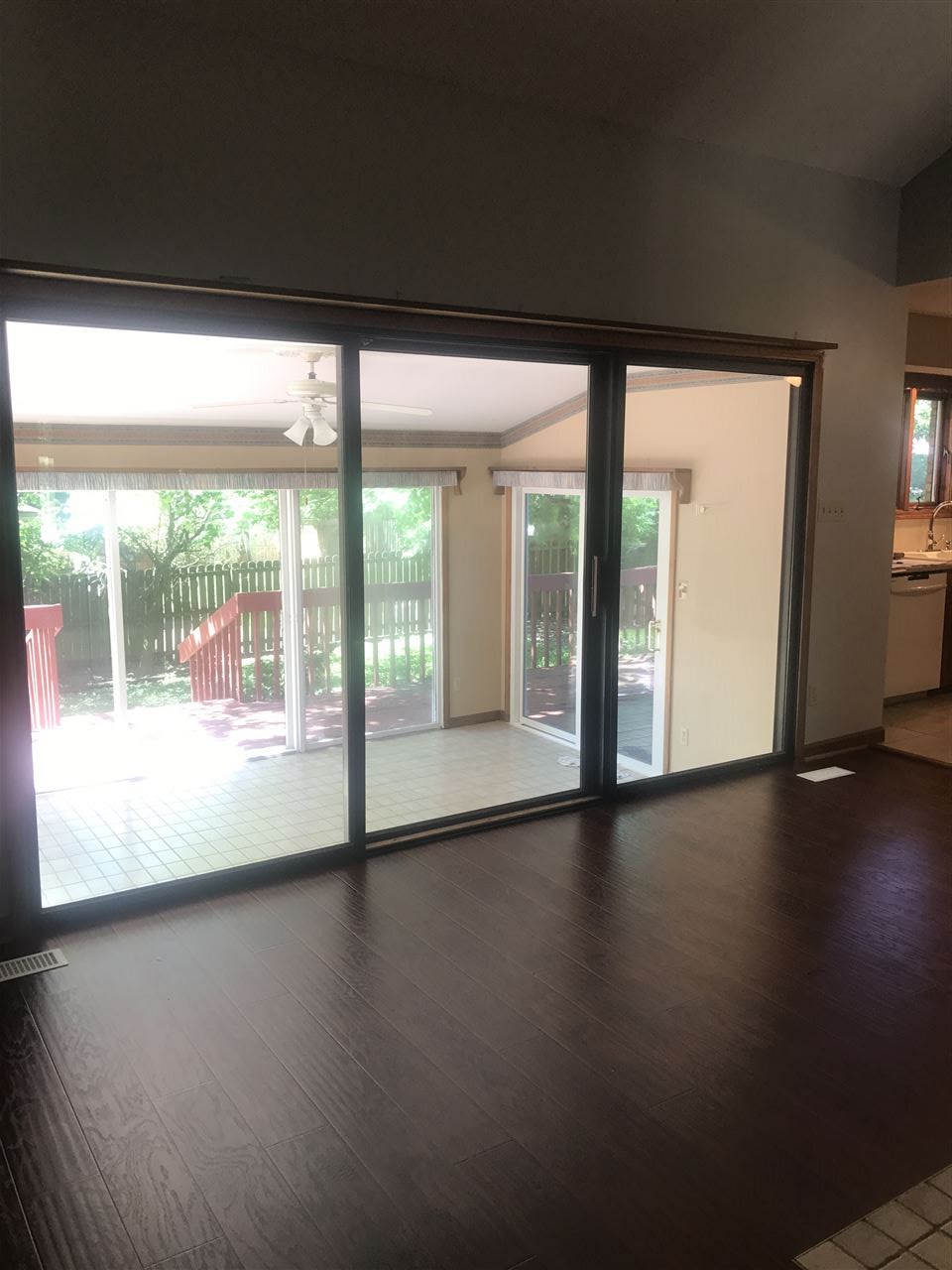 5411 E Esche Dr