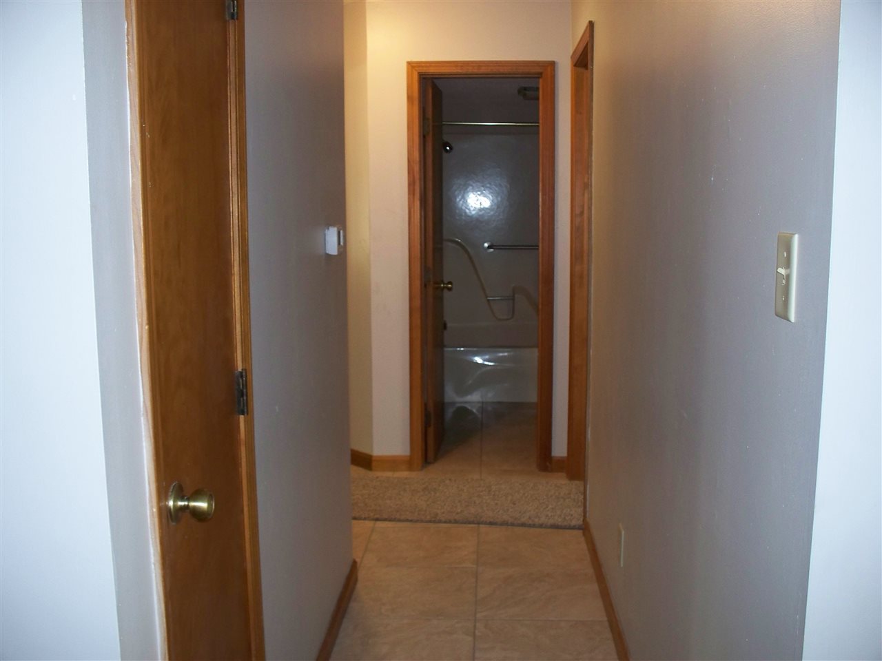 5411 E Esche Dr
