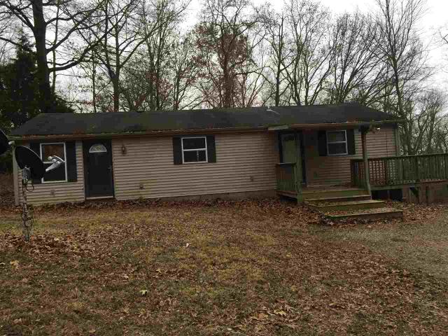 702 Orchard Rd