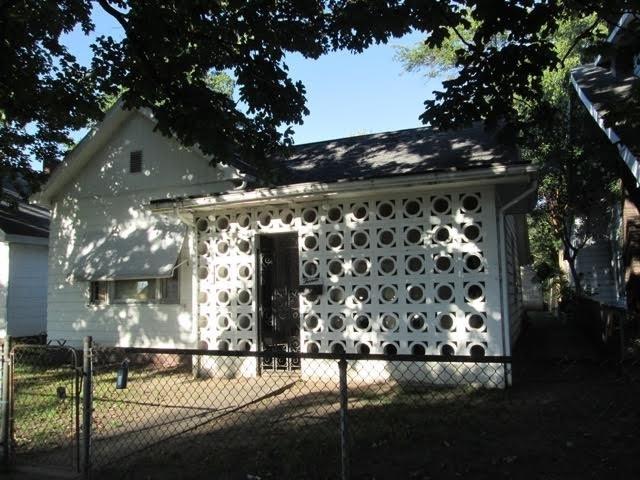 13 W Swartzel Ave
