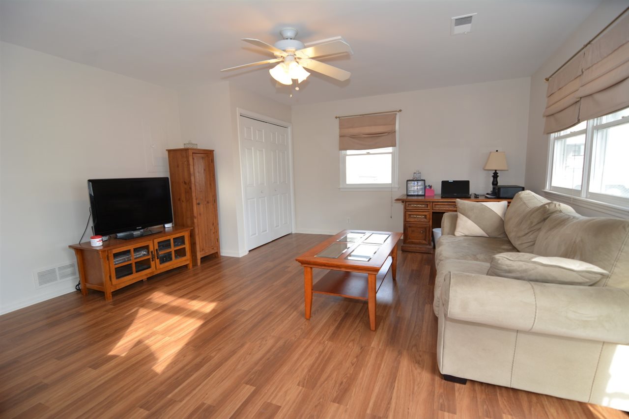3301 Tremont Rd
