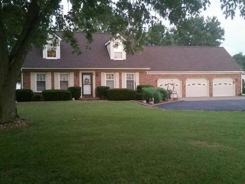 860 Hesmer Rd