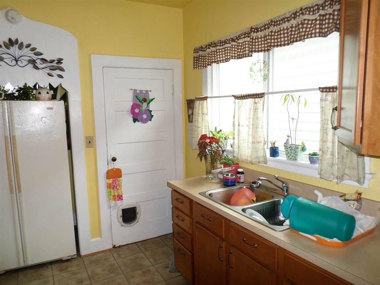 For Sale: 1303 N Garvin St Evansville, IN 47711