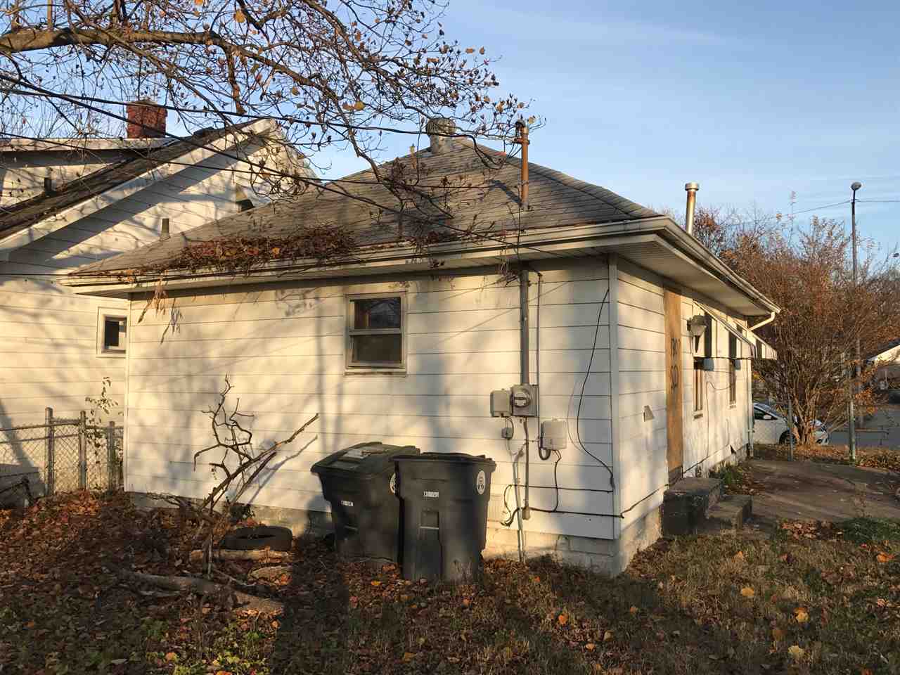 1307 Henning Ave