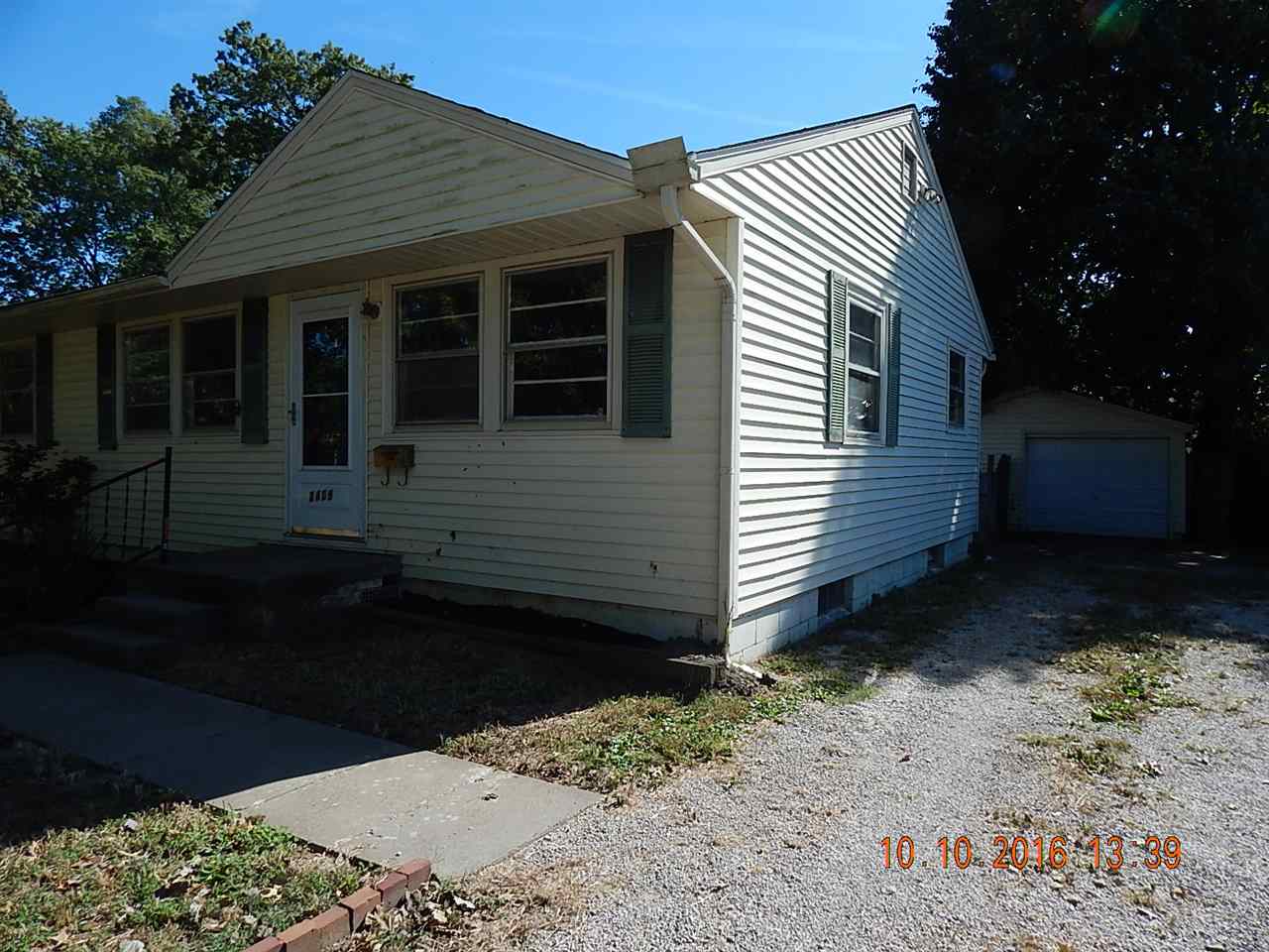 2409 Graham Ave