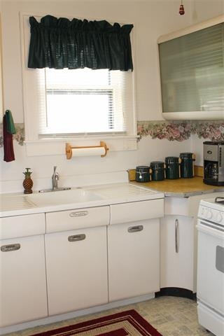 1414 Adams Ave