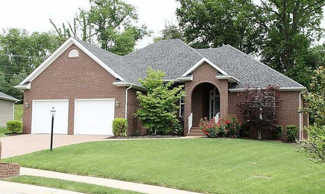 1015 Johannes Ct