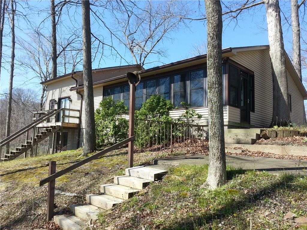 898 N Falls Dr