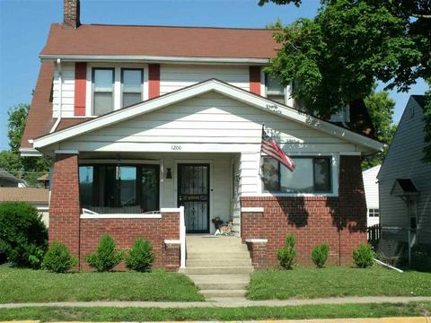 1410 Johnson St