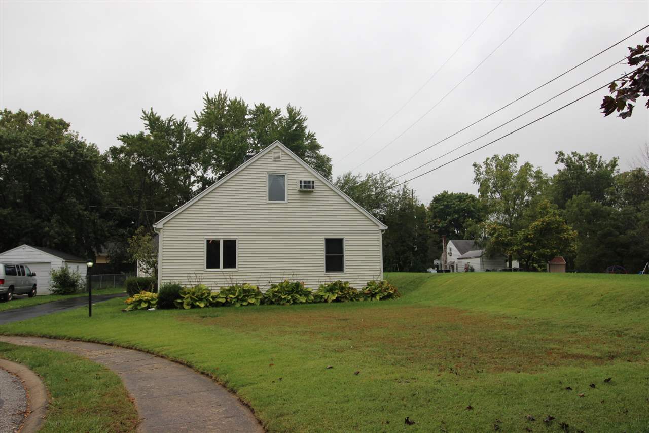 60 Collins Dr