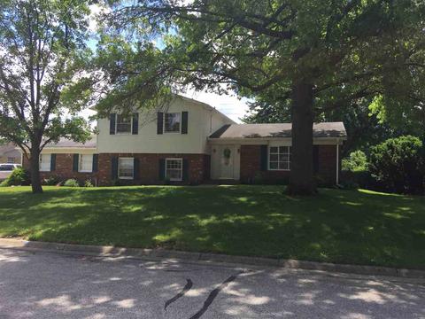 301 Gallop Dr