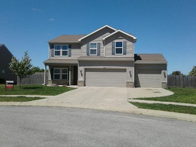 129 E Oak St