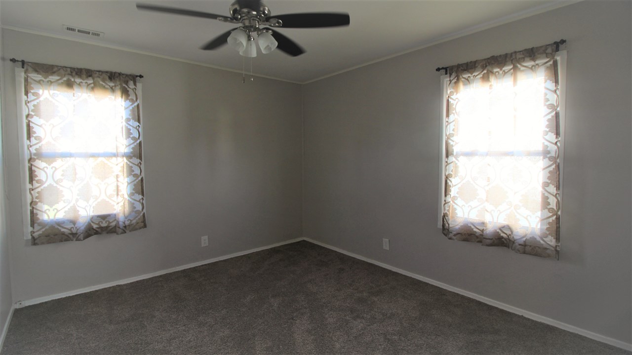 1417 Rochelle Dr