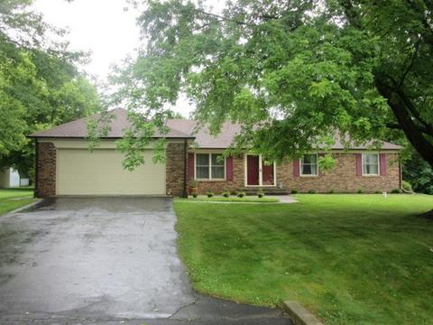 906 Eastfield Dr