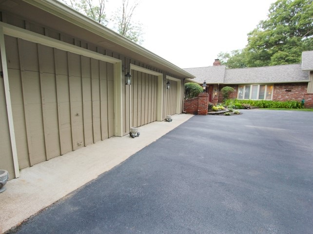 372 Augusta Ln