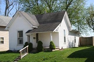 301 E Franklin