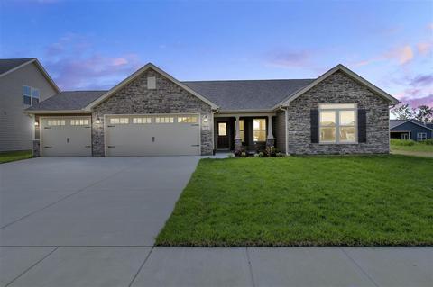 223 Valley Dr