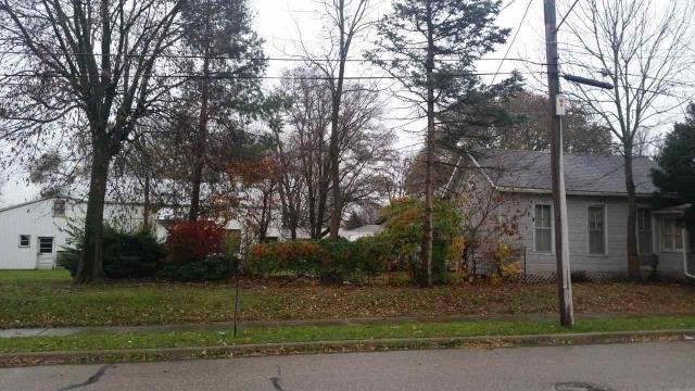 31 Ross Ave