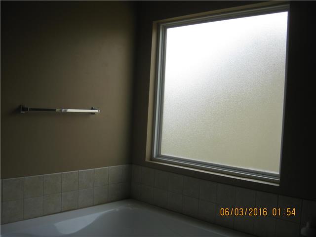 For Sale: 1019 Ironwood Ct Leavenworth, KS 66048