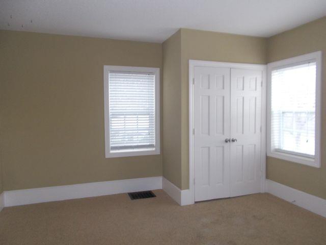 114 W Elm St