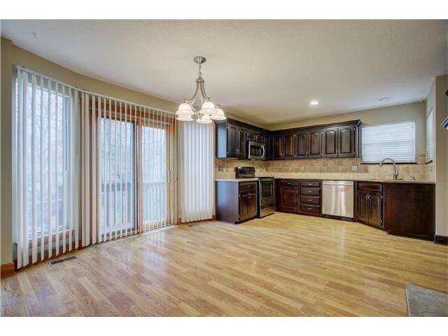 957 E Cavendish Trl