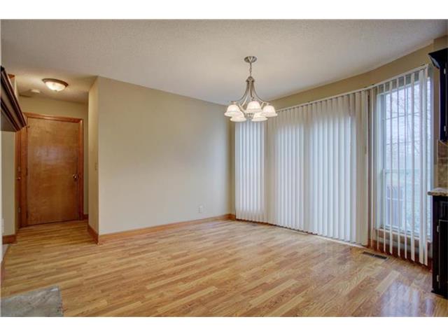 957 E Cavendish Trl