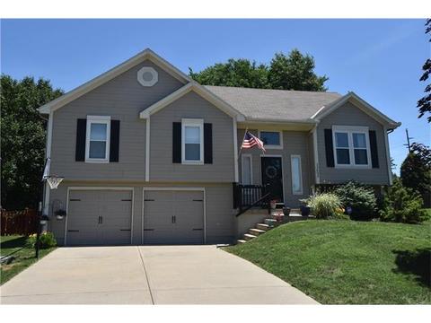 863 W Layton St