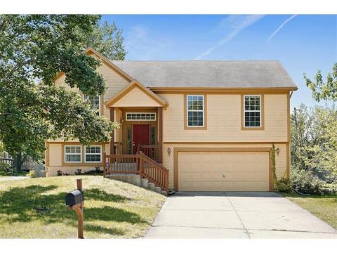 863 W Layton St