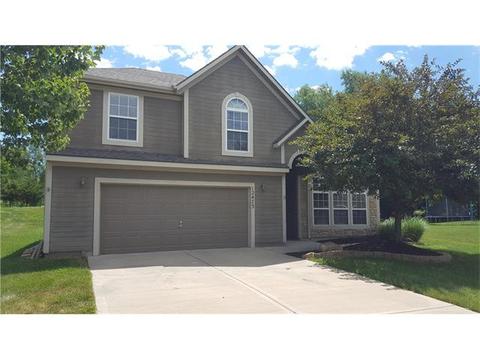 863 W Layton St
