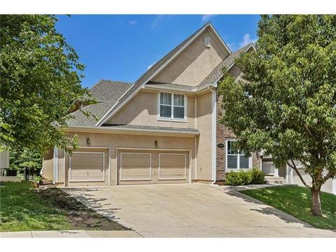 976 N Cedarcrest Dr