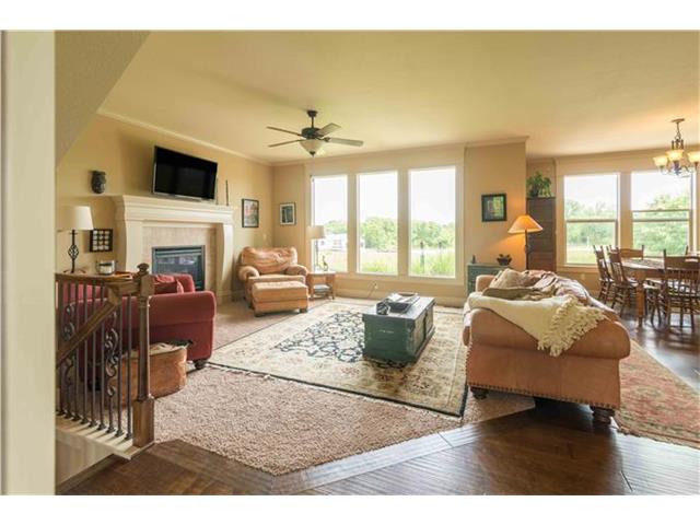 For Sale: 20879 W 114th Pl Olathe, KS 66061