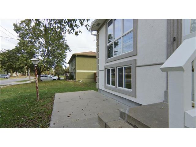 400 N Iowa St