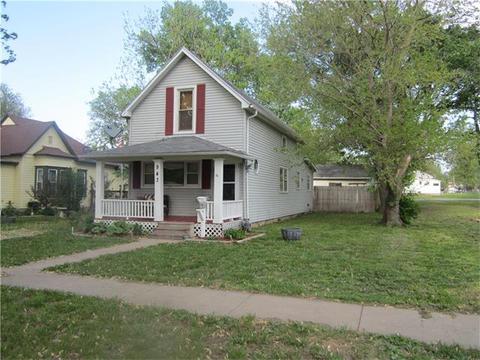 1006 N Cedar St