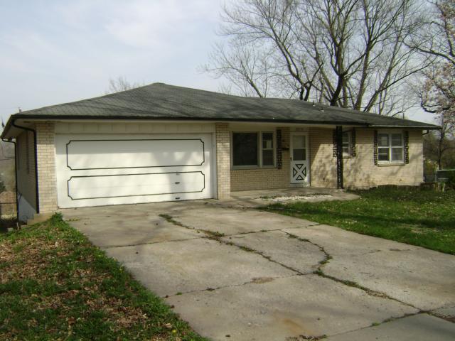 2715 N 52nd St