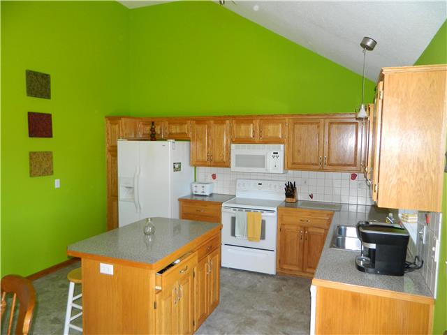 2520 N 110th St