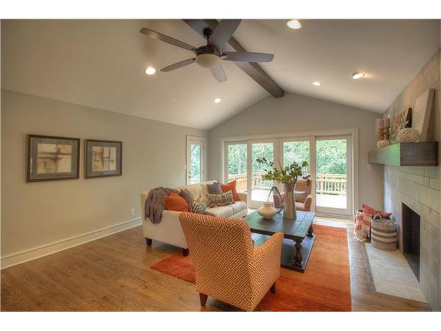For Sale: 9714 Sagamore Rd Leawood, KS 66206