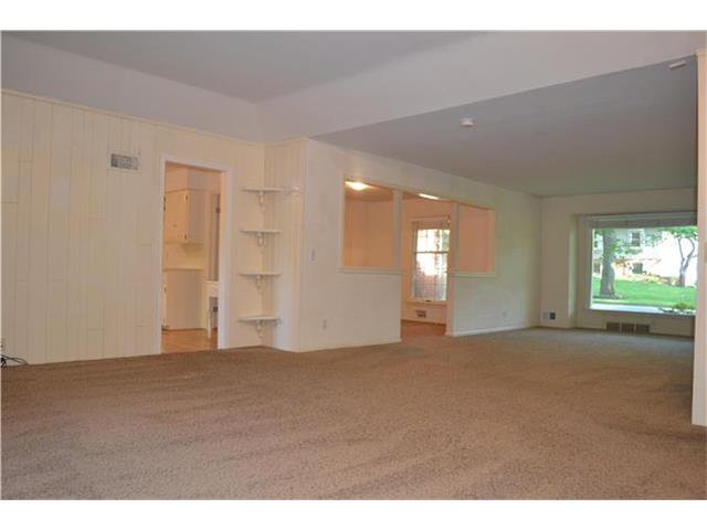 For Sale: 2601 W 105th St Leawood, KS 66206